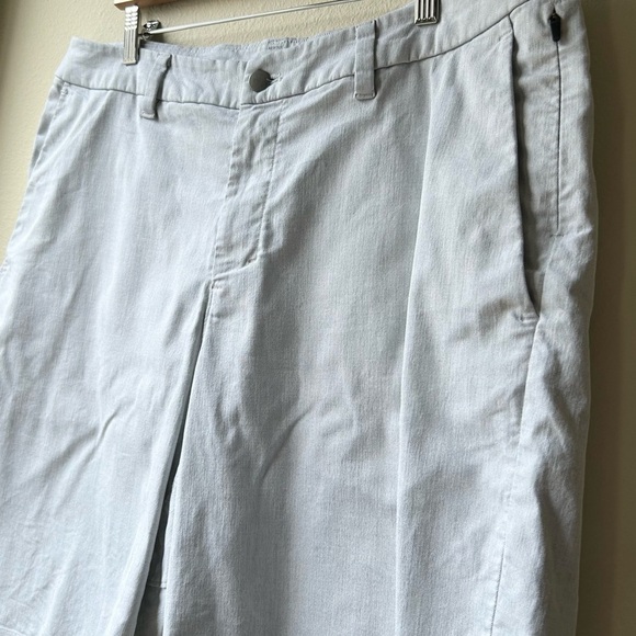 Lululemon Commission Short Qwick Oxford 11" *Relaxed White / Black Sz 36 - Picture 7 of 16